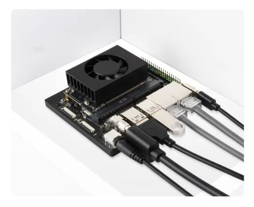 Материнская плата с двумя Ethernet-портами для модулей Jetson Orin Nano и Orin NX