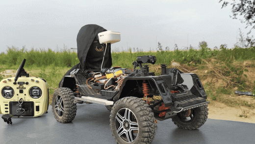 Полный иммерсивный комплект: цифровые FPV-очки Walksnail Avatar HD Goggles L, 4K-система Moonlight Kit и трехосевой подвес GM3