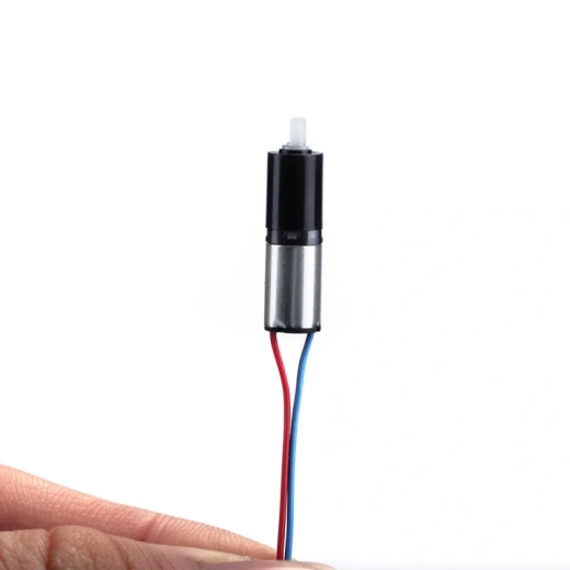 Коллекторный микромотор 6×19 мм с пластиковым валом